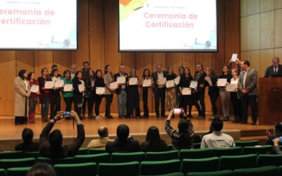 Organización estudiantil de FEN certificó a cerca de 50 emprendedores de la comuna de Las Condes